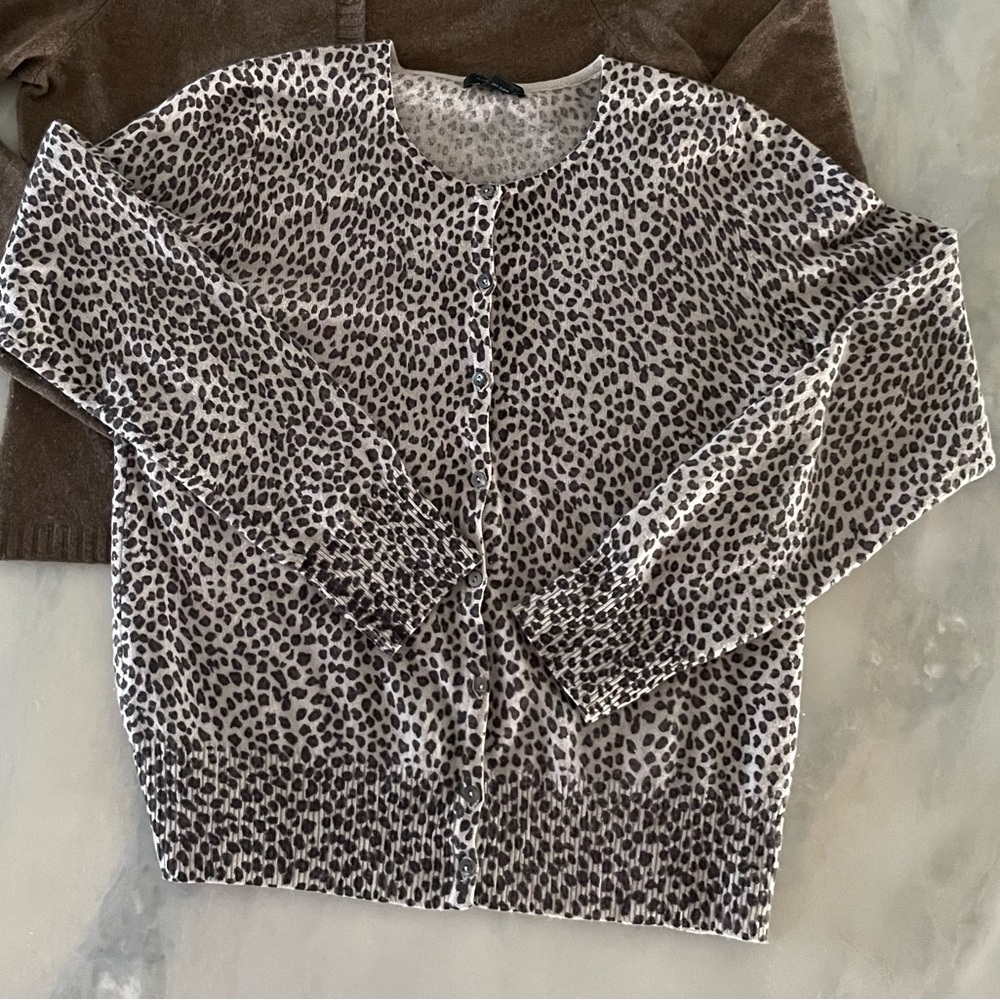 Only Mine Sweater Womens Medium Brown Leopard Print Cashmere Cardigan Button Up - Picture 4 of 4
